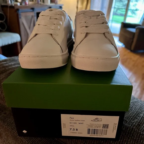 New in Box ♠️ Kate Spade FEZ sneakers - white leather - women's size 7.5 ♠️ - Picture 4 of 7